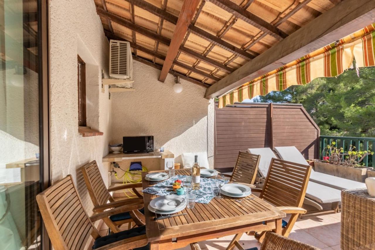 Appartement Nice Apt For 4 With Terrace And Pool à Bandol Extérieur photo